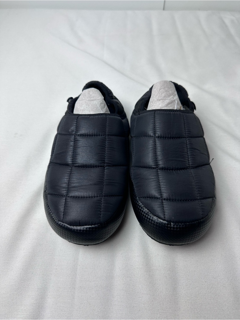 Tilley unisex puffer Slip-On Shoes - Black man 7 women 8.5